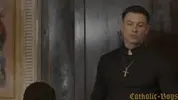 Prêtre et jeune mec