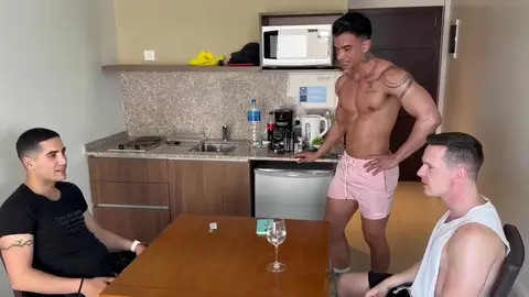 Lucho Gonzalez, macho argentino - Andre Cruise si fa scopare da Mr Banana