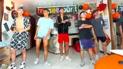 Orgía porno en grupo con camboys twinks latinos