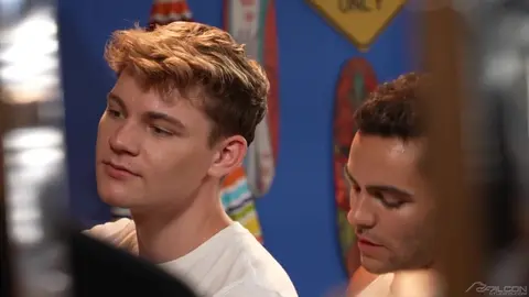 Oliver Marks & Damian Night – Líos de verano