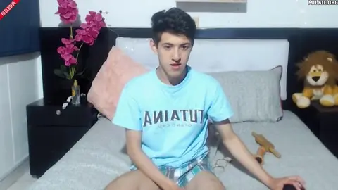 Coppia porno sexy di twink yeiking