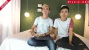 Casal de twinks quentes na cam