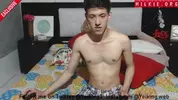 Twinks calientes en cam — show de Yeiking