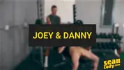 Joey Dane baise le beau gosse Danny Fantasy