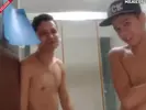 Trío porno de twinks - ParadiseSexy