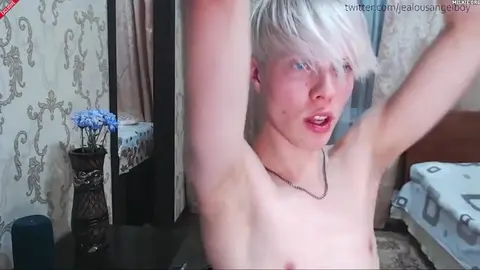 Casal de twinks caseiro em pornô – Angel & Abell