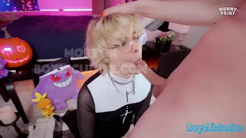 Casal de twinks sexy em cam-show quente