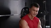Repéré par le pote de muscu