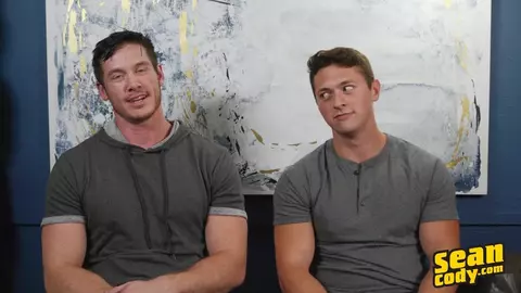 Dois amigos no quarto, prontos pra foder