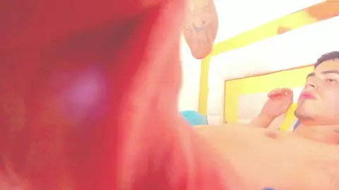 Coppia di twink caldi Nicolas & Chris Petite in un video porno