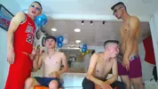Show porno en grupo con camboys colombianos latinos
