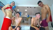 Show porno en grupo con camboys colombianos latinos