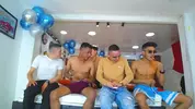 Show porno en grupo con camboys colombianos latinos