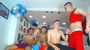 Show porno en grupo con camboys colombianos latinos
