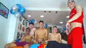 Show porno en grupo con camboys colombianos latinos