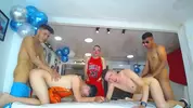 Show porno en grupo con camboys colombianos latinos