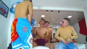 Show porno en grupo con camboys colombianos latinos