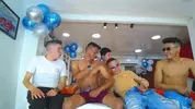Show porno en grupo con camboys colombianos latinos