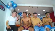 Show porno en grupo con camboys colombianos latinos