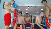 Show porno en grupo con camboys colombianos latinos
