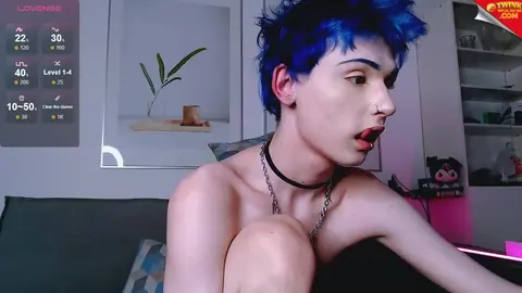 Show cam porno sexy d'un camboy bien chaud