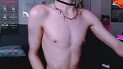 Show cam porno sexy d'un camboy bien chaud