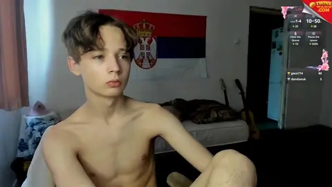 Geiler Camboy im homemade Pornoshow