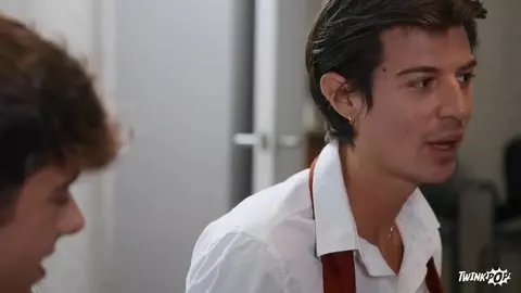 Helix - bites de mecs en fac avec Joey Mills & Jake Preston