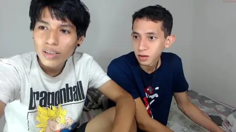Heißes kolumbianisches Twink-Paar auf Cam