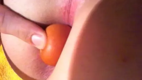 Wurst 2 – salchicha alemana por el culo