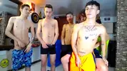 heiße Gruppensex-Orgie mit lateinamerikanischen Twink-Freunden