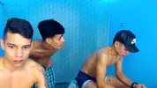 show de groupe hot avec camboys latinos