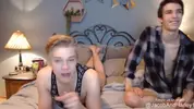 coppia di amici twink JacobHarley in show di sesso in cam