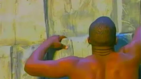 Black in Demand - macho muito disputado