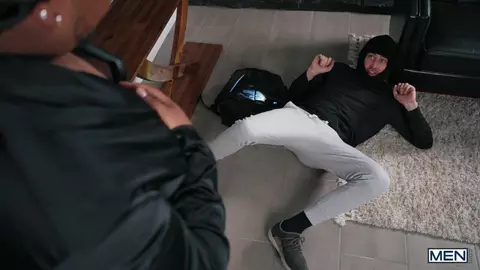 Esse ladrão pode comer a minha bunda