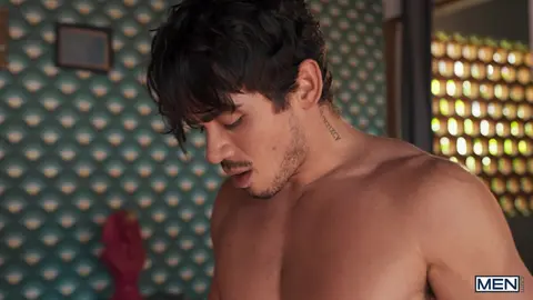 Ashton Summers & Hazel Hoffman – Young & Beautiful 2