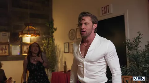 Dom King, Scott Braun – Exhibición pública de erección 2