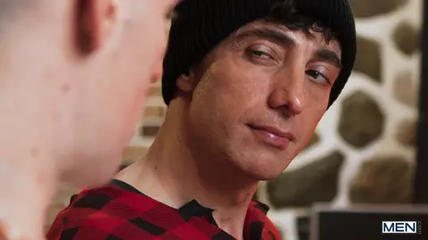 Malik Delgaty y Liam Alyesto - Hambriento por su baguette