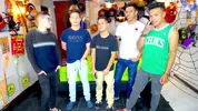 Show porno de groupe entre potes camboys latinos