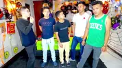 Show porno de groupe entre potes camboys latinos