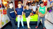 Show porno de groupe entre potes camboys latinos