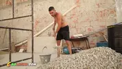 Il collega più sexy mi scopa in cantiere