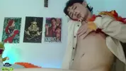 Twink sexy en show camboy bien chaud