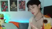 Twink sexy en show camboy bien chaud
