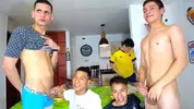 Orgie porno de twinks latinos en show