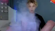 Modello twink porno in cam show bollente