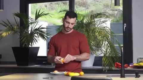 Officer Charlie Cherry - l'officier démonte Ricky Hard