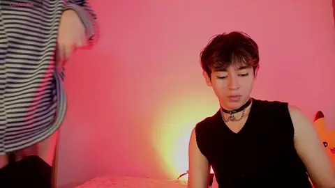 Heißes Paar DarcyAndStolas in der Cam