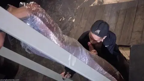 Junger Argentinier Tommy fickt 010