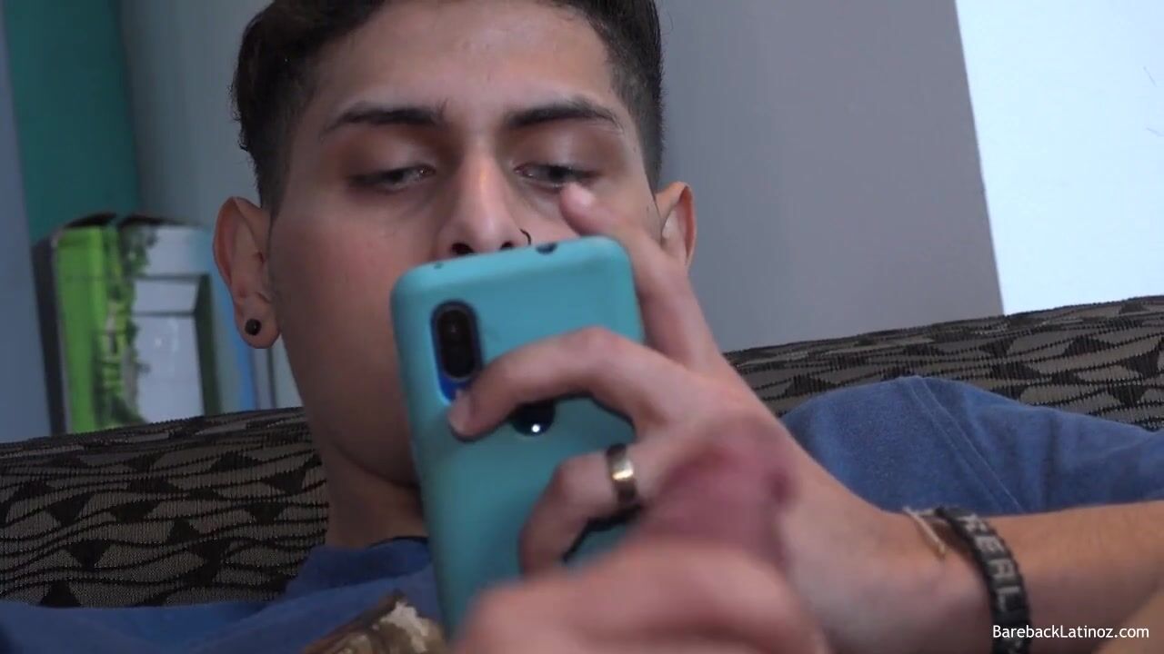 Joven Argentino Tommy Follando 014